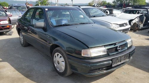 Dezmembrez Opel Vectra A, an 1995, 1.7 diesel