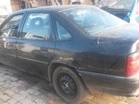 Dezmembrez Opel Vectra A