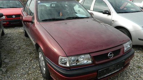 Dezmembrez opel vectra, an 1994, 1.7 td