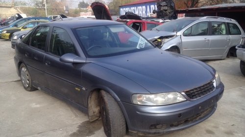 Dezmembrez opel vectra, an 2001, 2.2 diesel