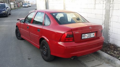 Dezmembrez Opel Vectra B 1.6 16v Ecotec 2000