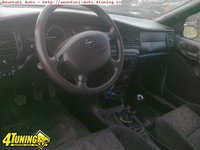 Dezmembrez Opel Vectra B 1 6i 16v An 1998