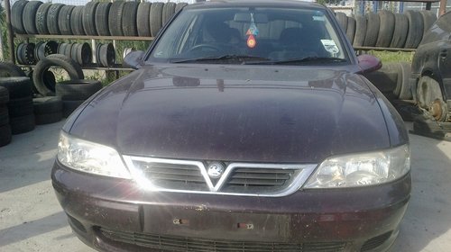 Dezmembrez Opel Vectra B 1.8 16v, an 2001