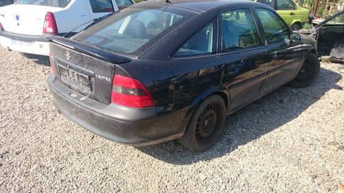 Dezmembrez Opel Vectra B 1.8 Benzina,an 1999