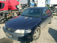 Dezmembrez Opel Vectra B 1.8S, an 1998