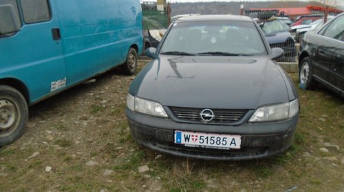 Dezmembrez Opel Vectra B , 1996 , 1,8 B , 16v