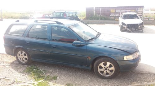 Dezmembrez Opel Vectra B , 2.0 DTI , anul 2001 , albastru