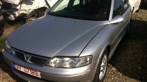 Dezmembrez Opel Vectra B 2 0i An 2000
