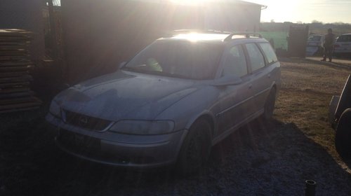 Dezmembrez Opel Vectra B 2.2 dti an 2002