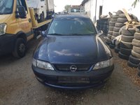 Dezmembrez Opel Vectra B automat 1.8 benzina X18XE 1998