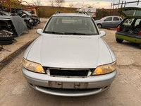 Dezmembrez Opel Vectra B facelift 1.6i 16v Z16XE kombi break