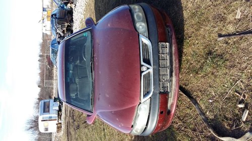 Dezmembrez Opel Vectra B1 1,7