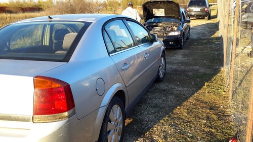 Dezmembrez Opel vectra berlina c 2.2 dti 2004