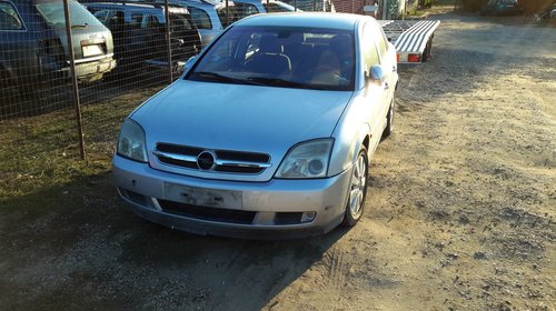 Dezmembrez Opel vectra berlina c 2.2 dti 2004