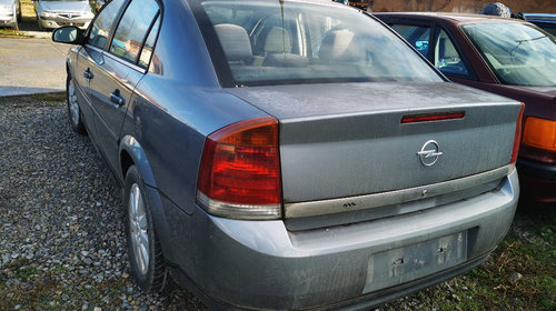 Dezmembrez Opel Vectra C 2005 limuzina / sedan 2.2dti