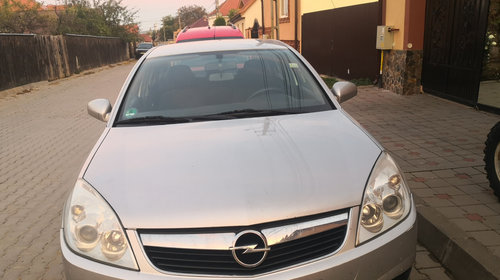 Dezmembrez Opel Vectra C 2006 Limuzina 1.9cdti