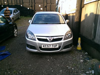 Dezmembrez Opel Vectra C 3.0 v6 SRI