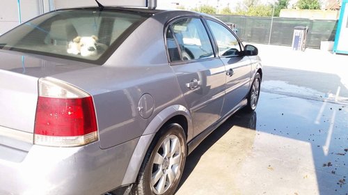 Dezmembrez Opel Vectra C 3.0CDTI V6 Non-Facelift 2004