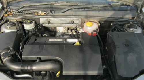 Dezmembrez Opel Vectra C din 2003, 2.2b