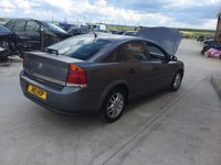 Dezmembrez Opel Vectra C din 2004