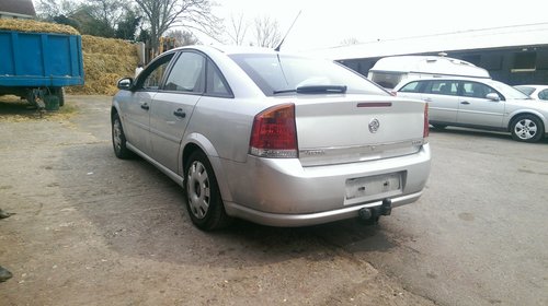 Dezmembrez Opel Vectra C Facelift 1.9 CDTI