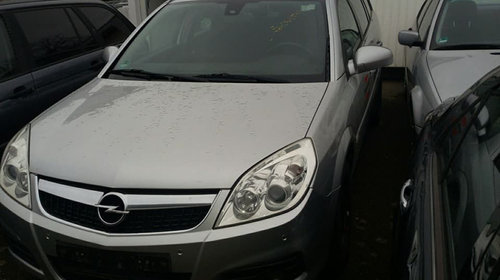 Dezmembrez Opel Vectra c Facelift combi 1.9cd