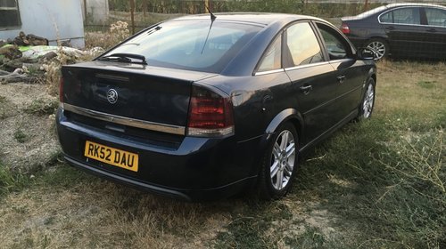 Dezmembrez Opel Vectra C GTS 2.2 dti