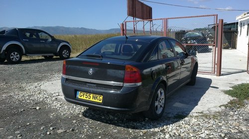 Dezmembrez Opel Vectra C