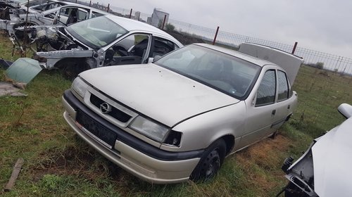 Dezmembrez OPEL VECTRA