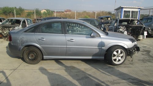 Dezmembrez opel vectraC 2006