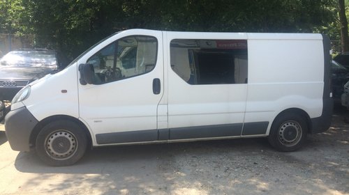 Dezmembrez Opel Vivaro 1.9 cdti 2002 F9Q