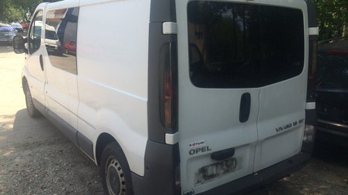 Dezmembrez Opel Vivaro 1.9 cdti F9Q