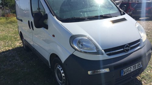 DEZMEMBREZ OPEL VIVARO 1.9 fab 2004