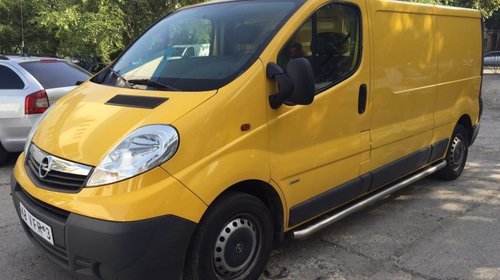 Dezmembrez Opel Vivaro 2.0 cdti M9R