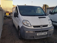 Dezmembrez Opel Vivaro 2.5 DCI