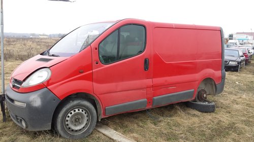 Dezmembrez Opel Vivaro, motor 1.9 diesel, an 2001