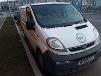 Dezmembrez Opel Vivaro/Renault Trafic