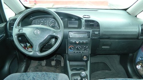 Dezmembrez Opel Zafira ,1999-2003