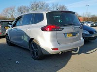 Dezmembrez Opel Zafira 2013 hatchback 2.0