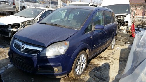 Dezmembrez Opel Zafira, an 2007, 1.9 cdti