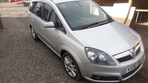 Dezmembrez Opel Zafira B 1.9 CDTI 110kw 150cp