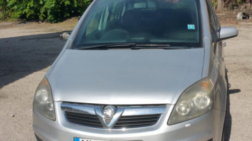 Dezmembrez Opel Zafira B 1.9 diesel 120 cp 6 