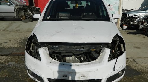 Dezmembrez Opel Zafira B , 2005-2009