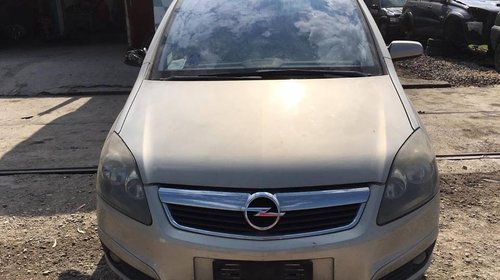 Dezmembrez Opel Zafira B , 2005-2009