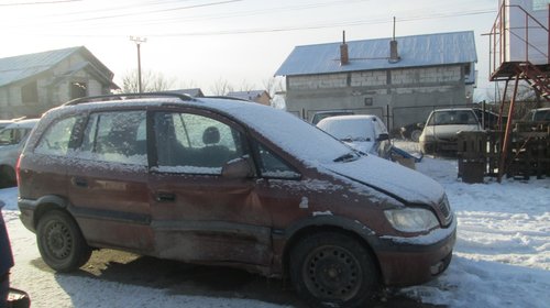 Dezmembrez Opel Zafira din 2001