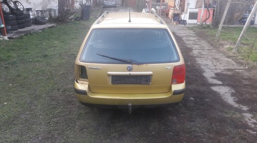 Dezmembrez passat b5 1.9 tdi 116 cp 85 kw pompe duze AJM ATJ