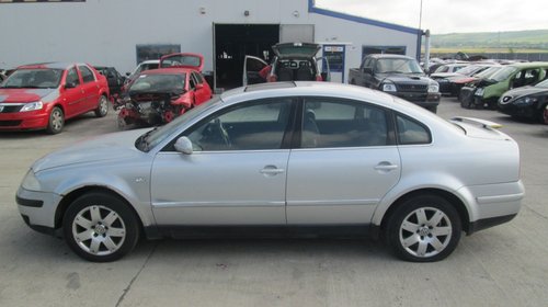 Dezmembrez passat b5.5 1.9 tdi din 2003