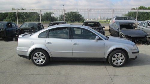 Dezmembrez passat b5.5 1.9 tdi din 2003