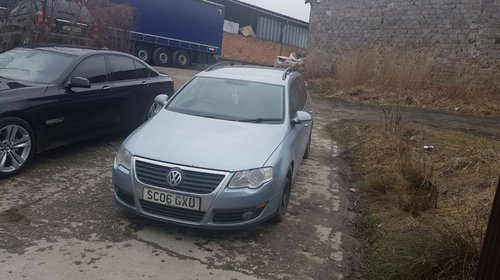 Dezmembrez Passat B6 2.0 tdi BXE 105 cp an 20