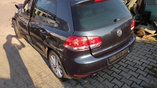 Dezmembrez pe piese Golf 6 Hatchback 1.6 TDI CAYC LHW 160.000 km